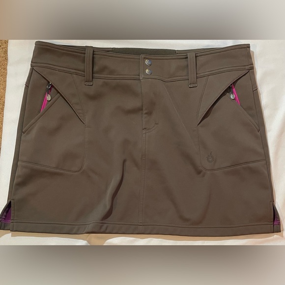 Isis Carlotta Skirt, Dark Roast color, size XL